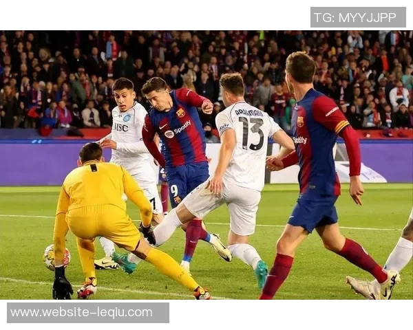 巴萨与巴黎对决中的争议判罚精彩回顾与分析