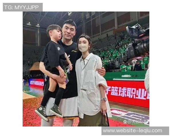 李晓旭在篮球场上的奋斗历程与个人成长故事分享